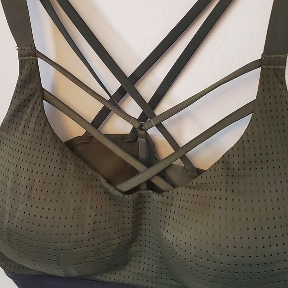 Victoria Secret Olive Green Strappy Women's Bra - Picture 2 of 5